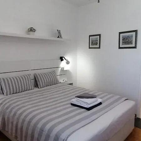 Quarto em Acomodações Particulares Geranios N.25